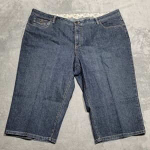 Cato Premium Capri Pants Womens Sz 26W Blue Denim Cargo Pockets Dark Wash